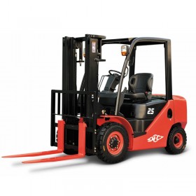 HC-FORK LIFT TRUCKS CPCD25 CARRETILLA INDUSTRIAL GASOIL  2.500 KGS